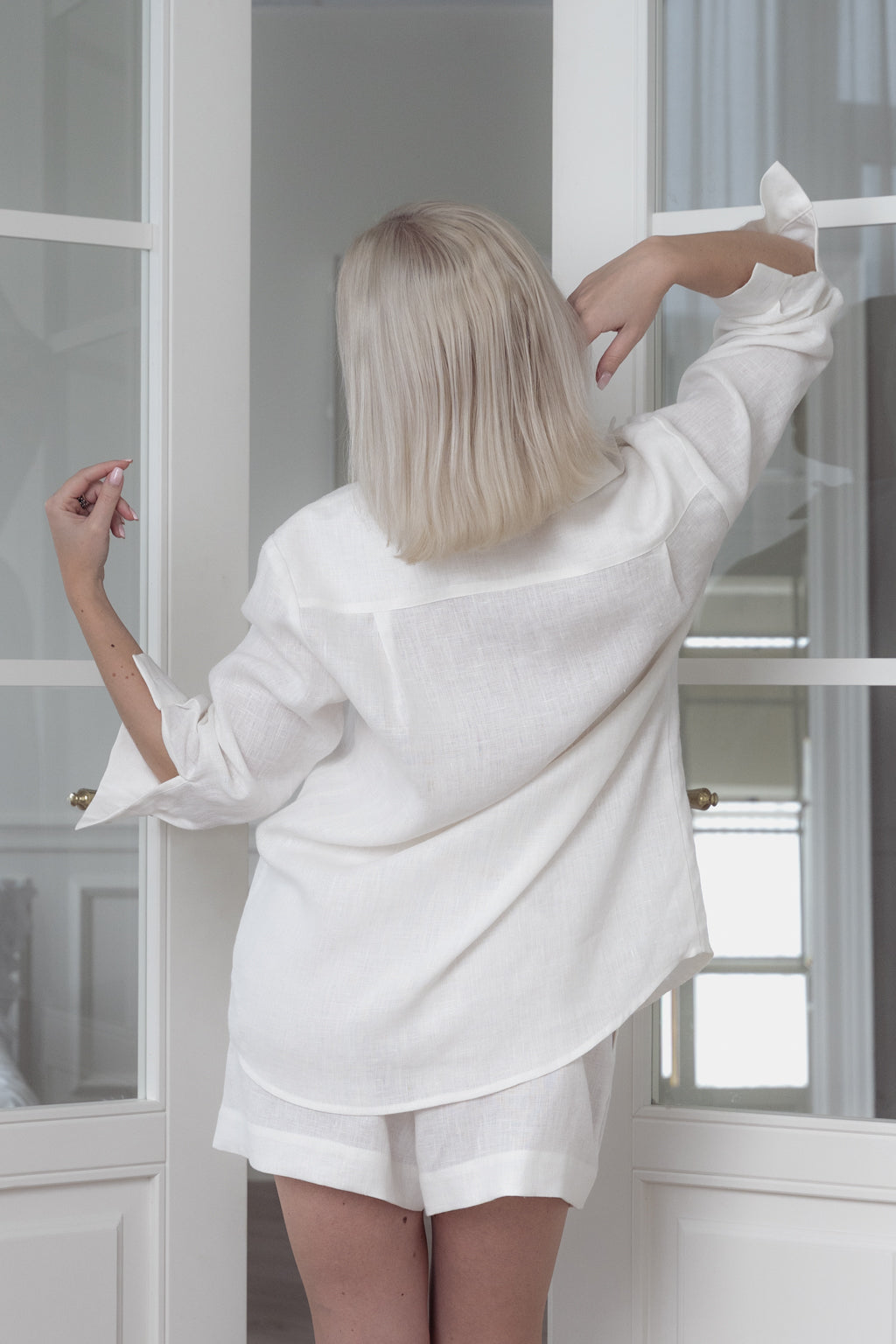Mot. Lininiai marškiniai (White)